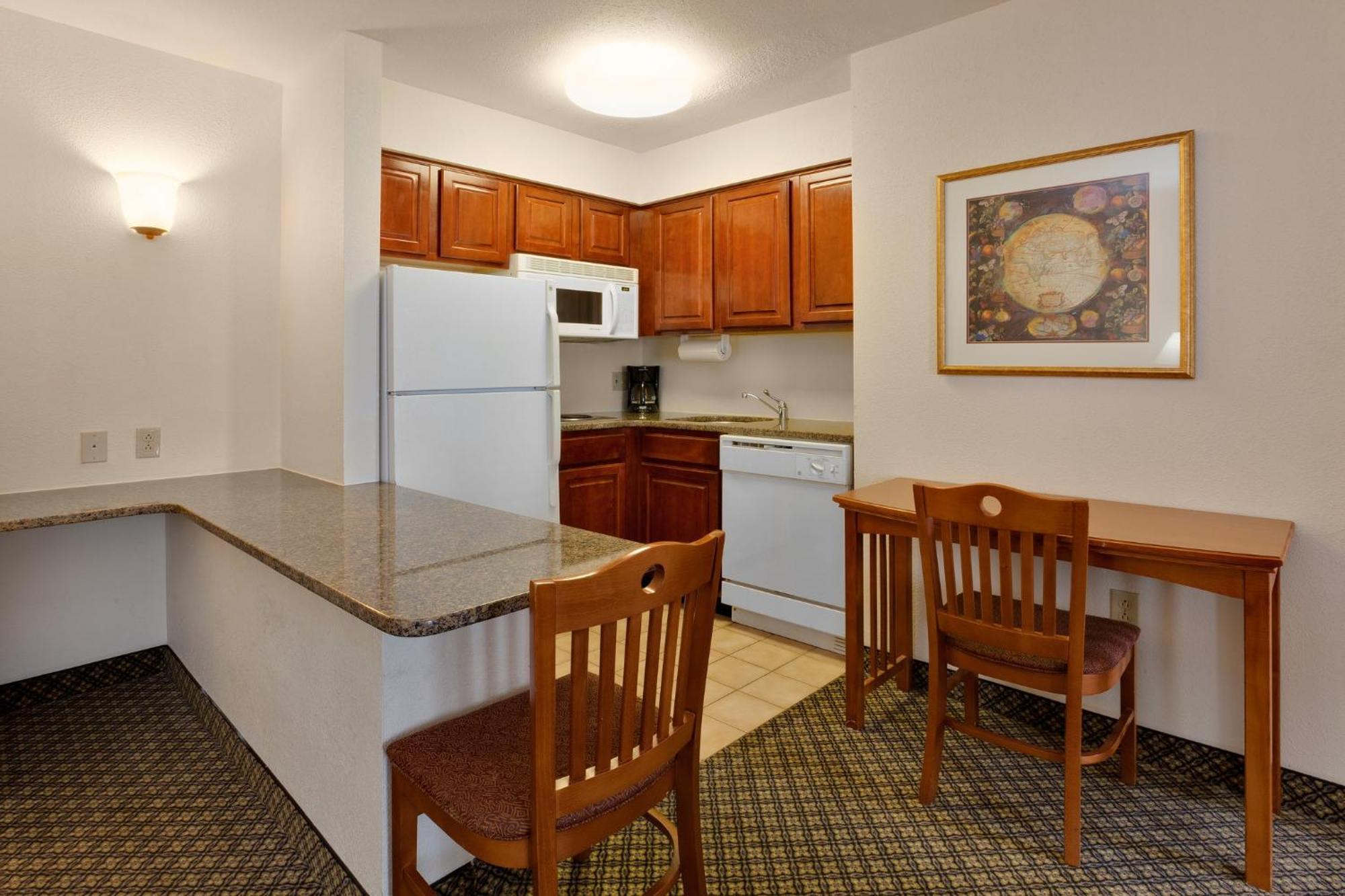 Staybridge Suites Allentown Airport Lehigh Valley By Ihg Kültér fotó